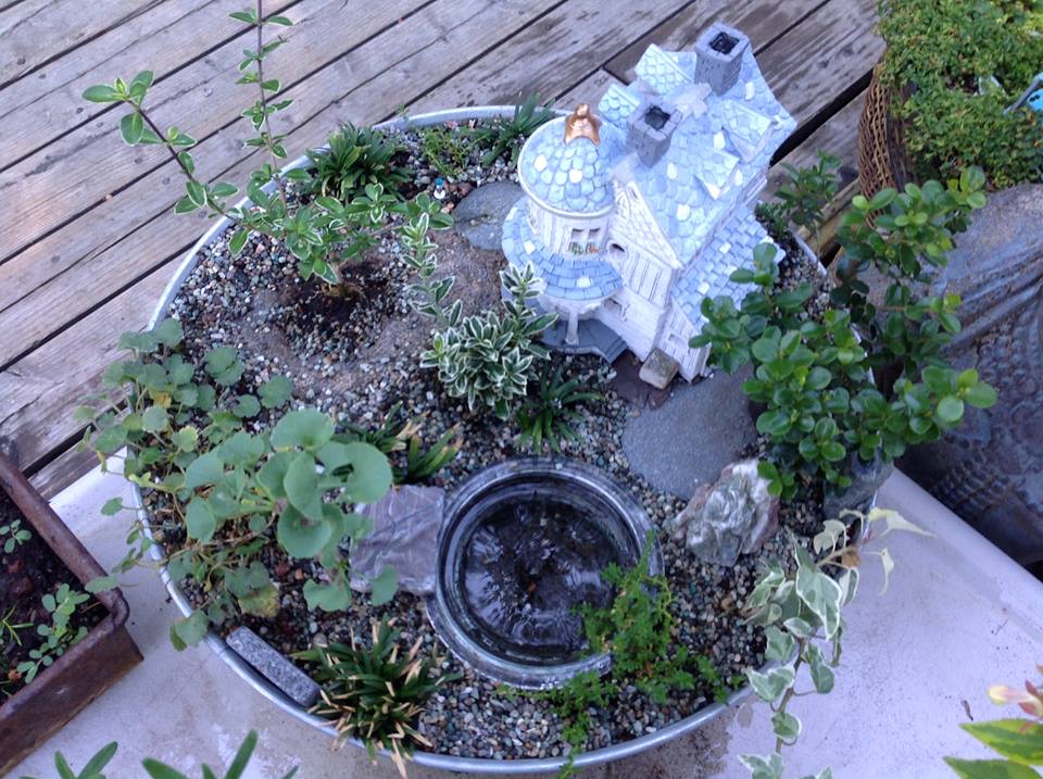 Image of Farmhouse Garden.